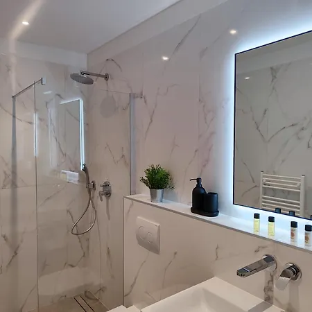 아파트먼트 반다