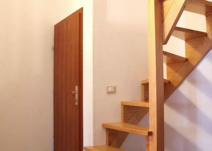 아파트먼트 반다