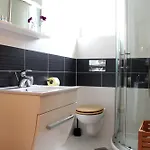 Vanda * רוביני