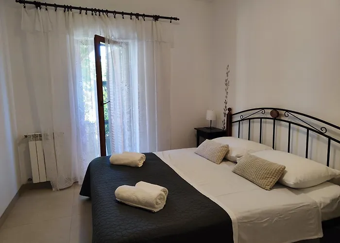 아파트 아파트먼트 반다