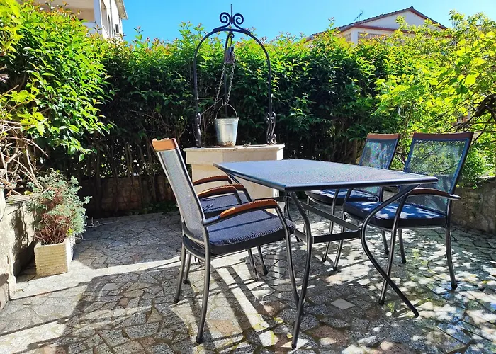 아파트 아파트먼트 반다