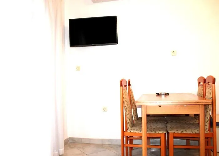 아파트먼트 반다 *