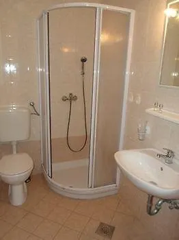 아파트 아파트먼트 반다