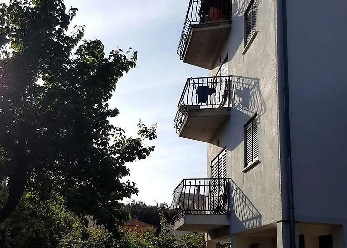 아파트먼트 반다 *