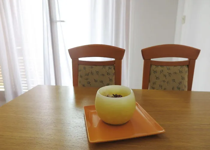 아파트먼트 반다