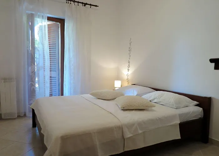 아파트먼트 반다 * 로비니