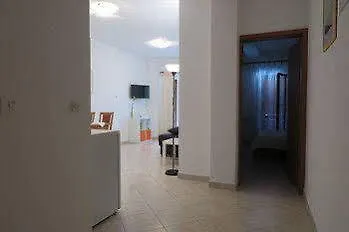 아파트 아파트먼트 반다 로비니