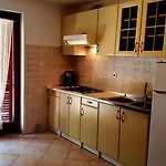 Vanda شقة روفينج