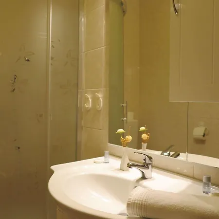 Vanda Apartment *